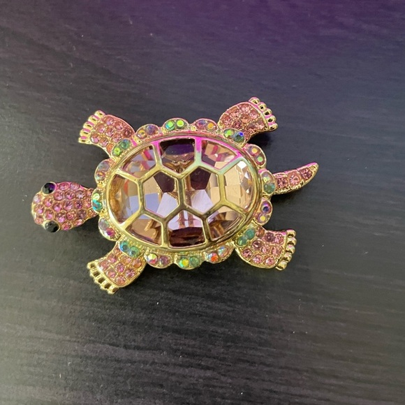 “Bling Turtle” Brooch Pin - Picture 1 of 3
